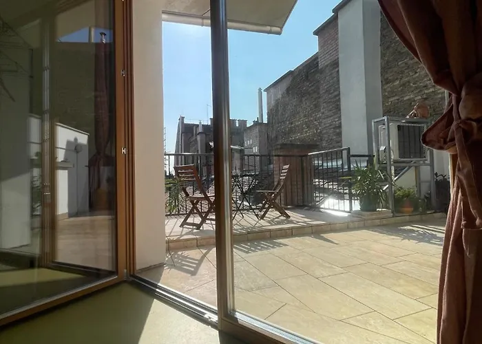 Stylish Apartment, Floor With Private Terrace